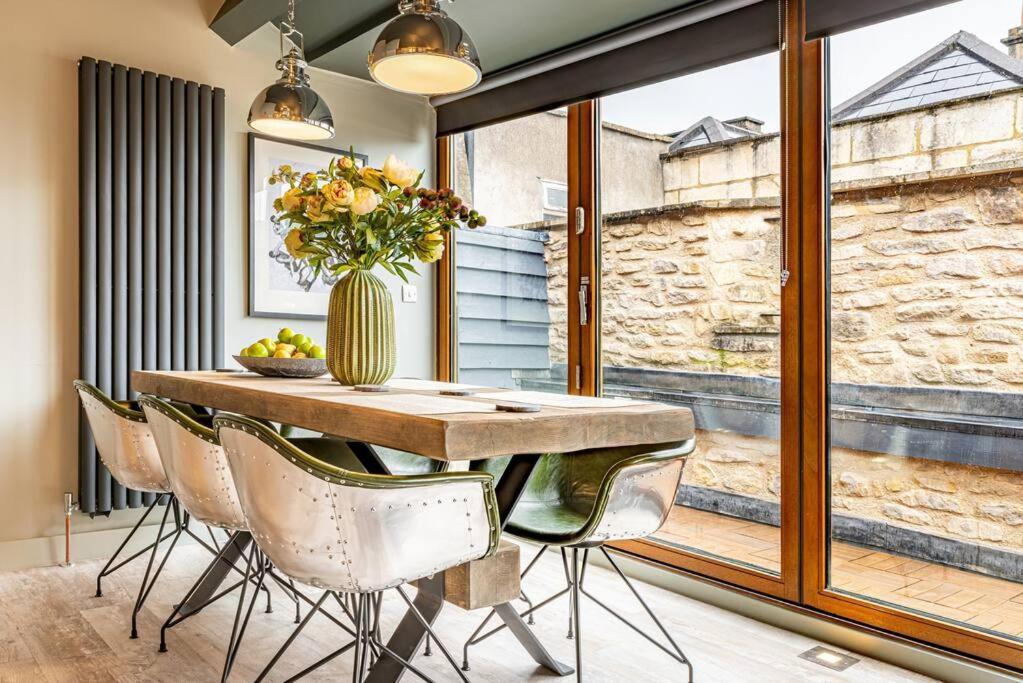 Style & Opulence In Georgian Chapel W Parking Apartamento Bath Exterior foto