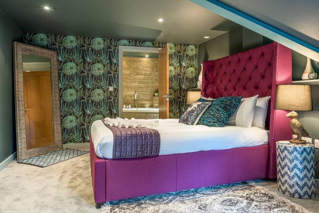 Style & Opulence In Georgian Chapel W Parking Apartamento Bath Exterior foto